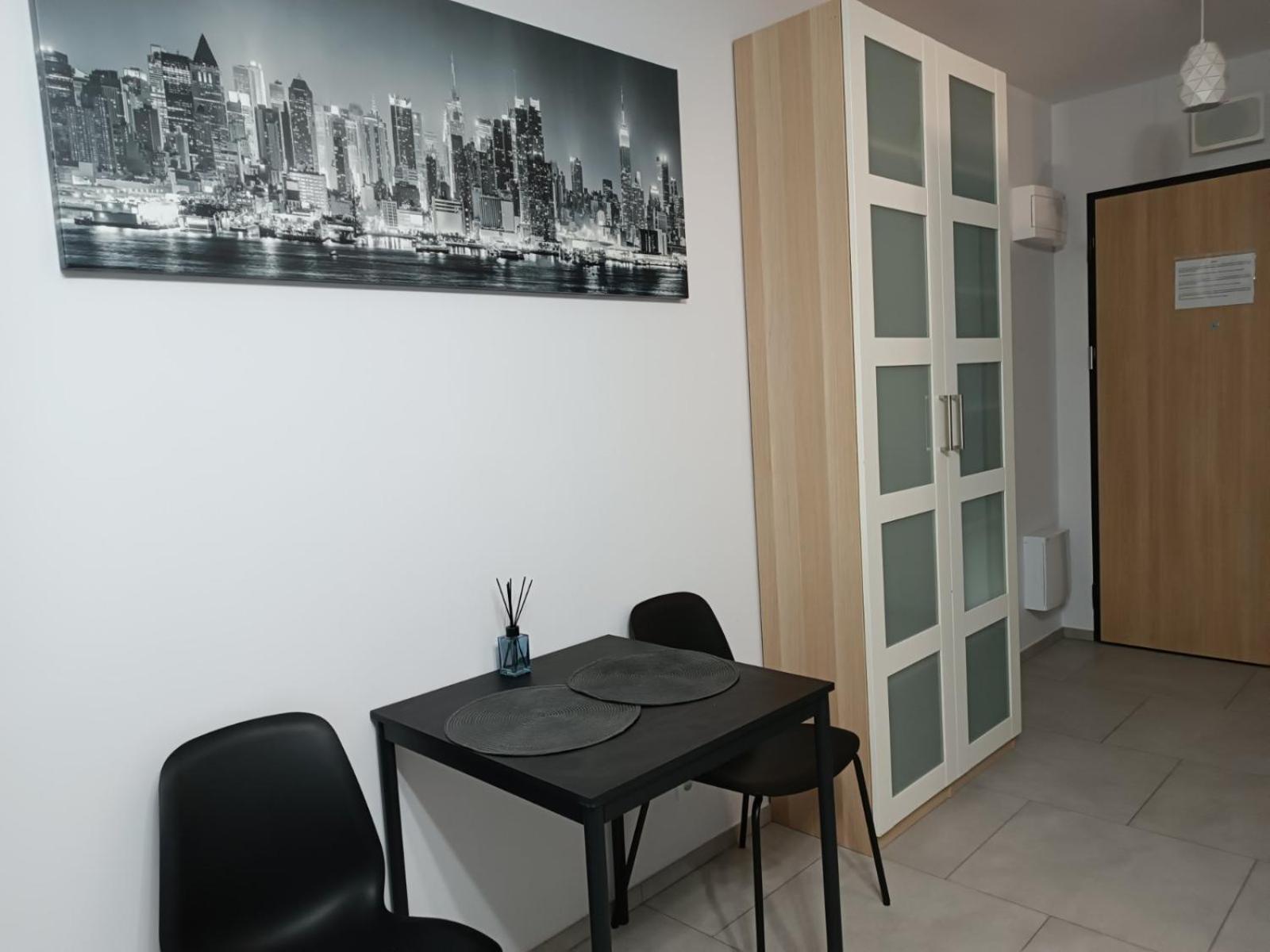 Apartamenty Wiktoryn 6A Warschau Exterior foto